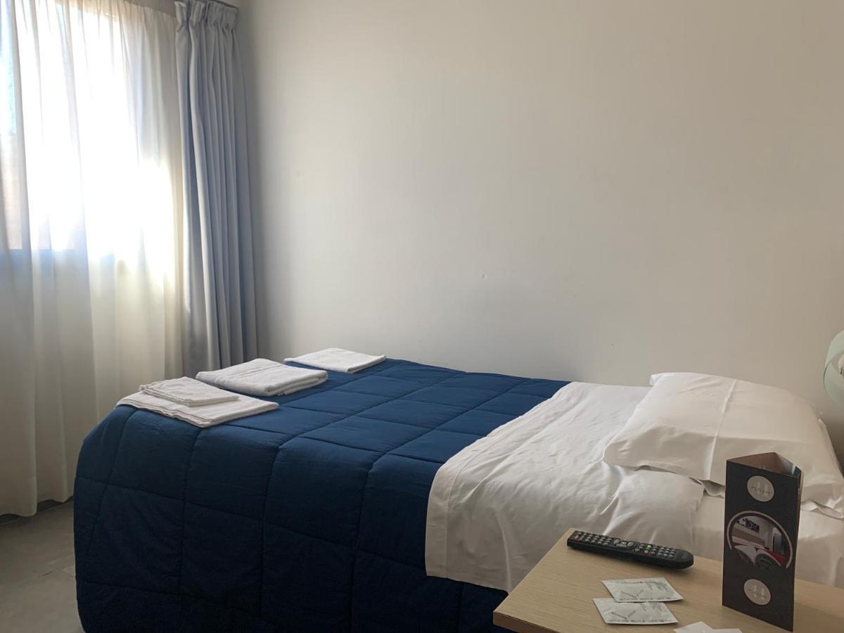 Palazzo 41 Rental Rooms San Pietro Vernotico Exterior photo
