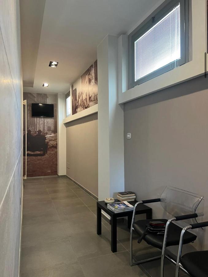 Palazzo 41 Rental Rooms San Pietro Vernotico Exterior photo